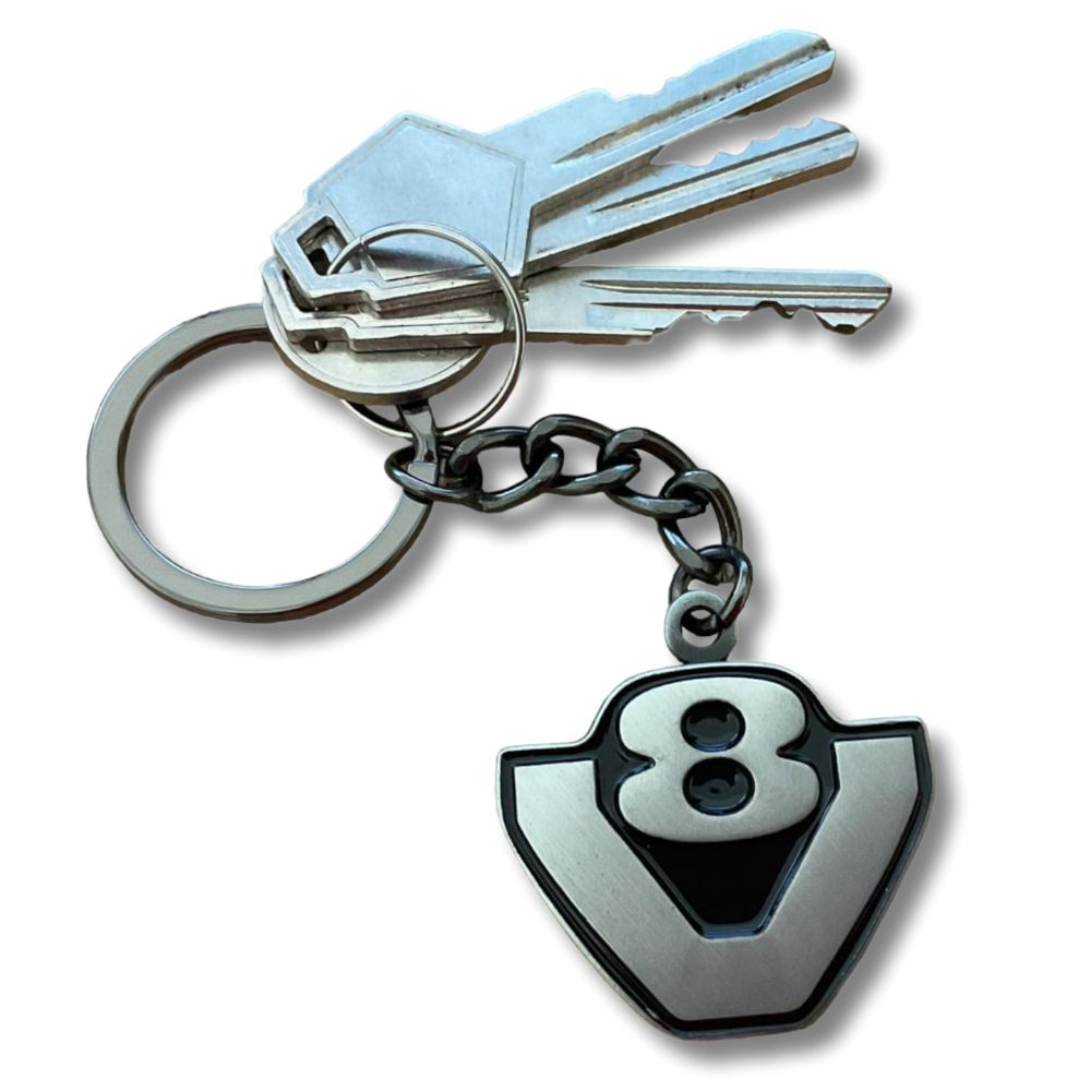 V8 Schlüsselanhänger 3D Emblem Schlüssel Metall Zeichen Chrom Schriftzug Auto LKW Oldschool Logo